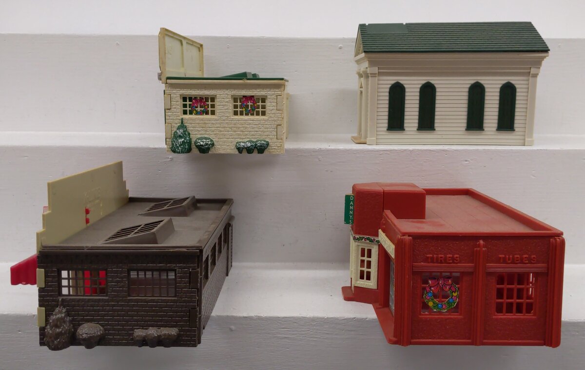 K-Line, Marx, & Other O Gauge Custom Assorted Buildings [4]