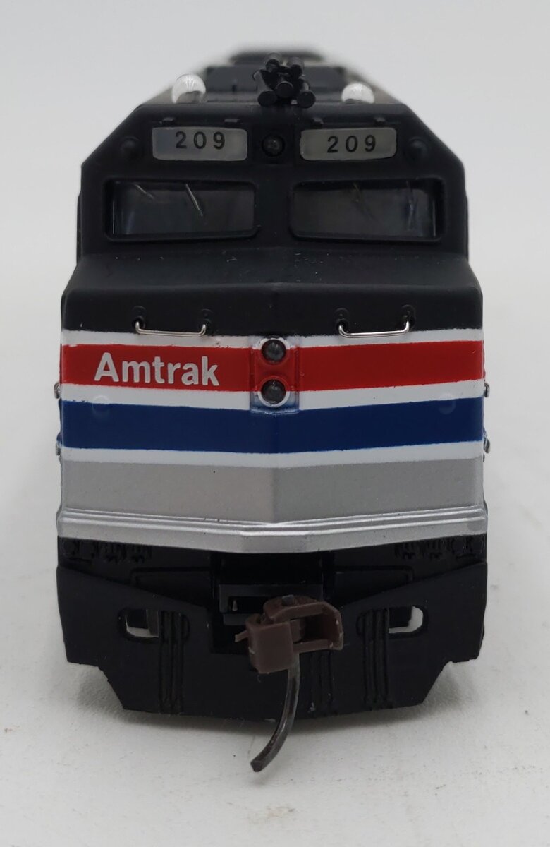Spectrum 87012 HO Scale Amtrak EMD F40 PH Diesel Locomotive #209 EX/Box