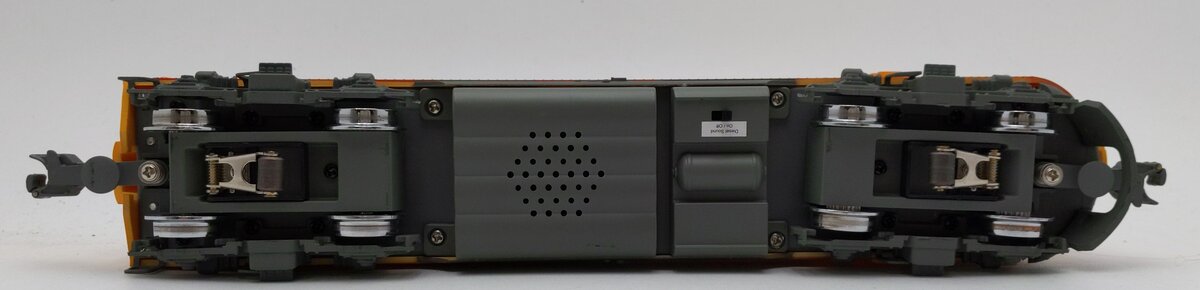 Menards 275-9166 O Gauge Union Pacific F3 Non-Powered Diesel Locomotive #9166 EX/Box