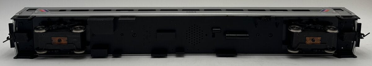 Atlas 7234-1 O Gauge NJ Transit Coach (2 Rail) #5664 VG/Box