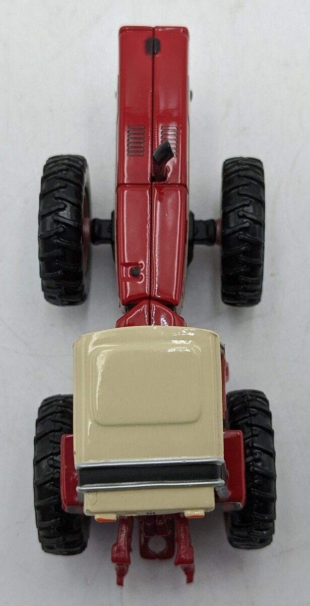 Ertl 14778A 1:64 Diecast International 3788 Tractor 2010 National Farm Toy Show NIB