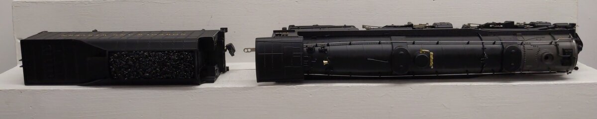 MTH 20-3036-1 O Gauge N&W 2-6-6-4 Class A Steam Locomotive & Tender w/PS1 #1218 EX/Box