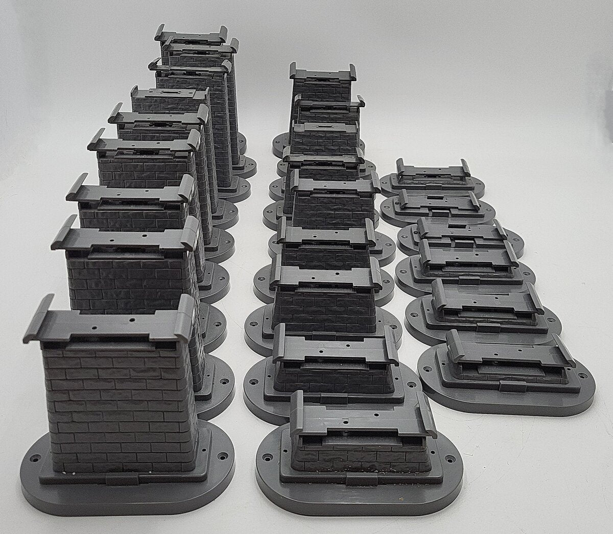 MTH 40-1135 O RealTrax Graduated Trestle System (Pack of 24) EX