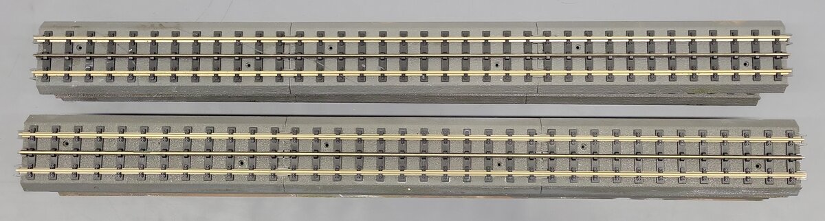 MTH 40-1019 O RealTrax - 30" Straight Section (9) VG