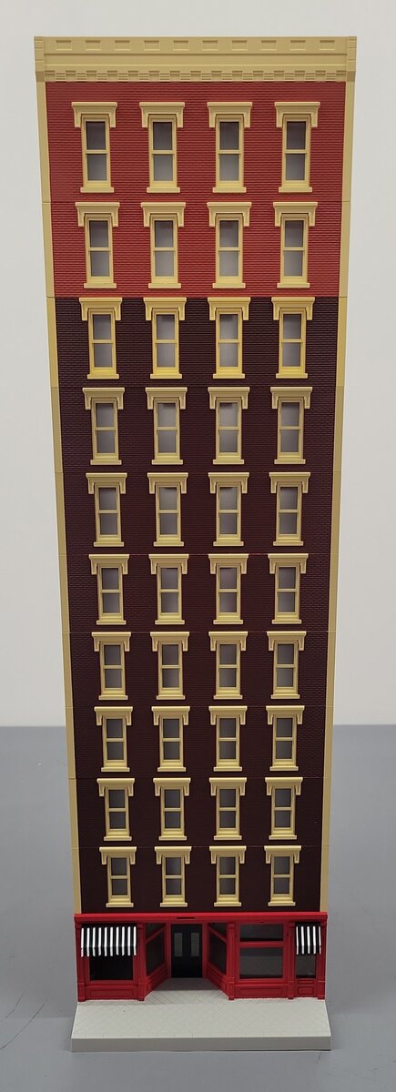 MTH O Scale Eleven Story Building EX