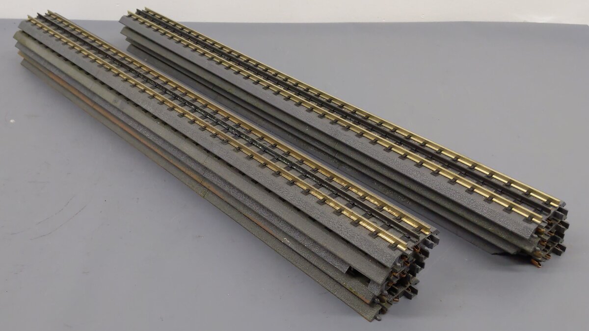 MTH 40-1019 O RealTrax - 30" Straight Section (9) VG
