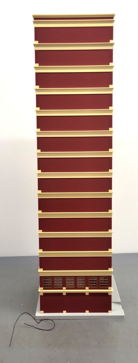 MTH 30-90269 O Susquehanna Hat Company 14-Story Building EX