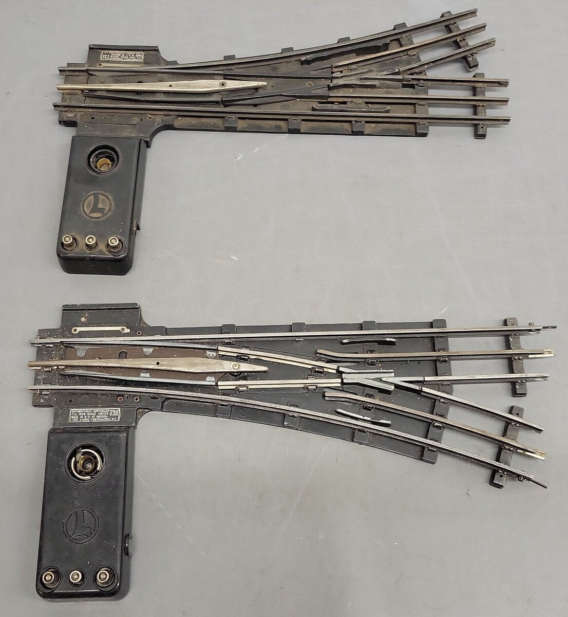 Lionel 731 Vintage O Prewar O72 T-Rail Remote Switch Pair VG