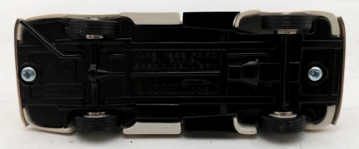 Brooklin Models BRK42 1:43 Jasper County Ford F1 Ambulance EX/Box
