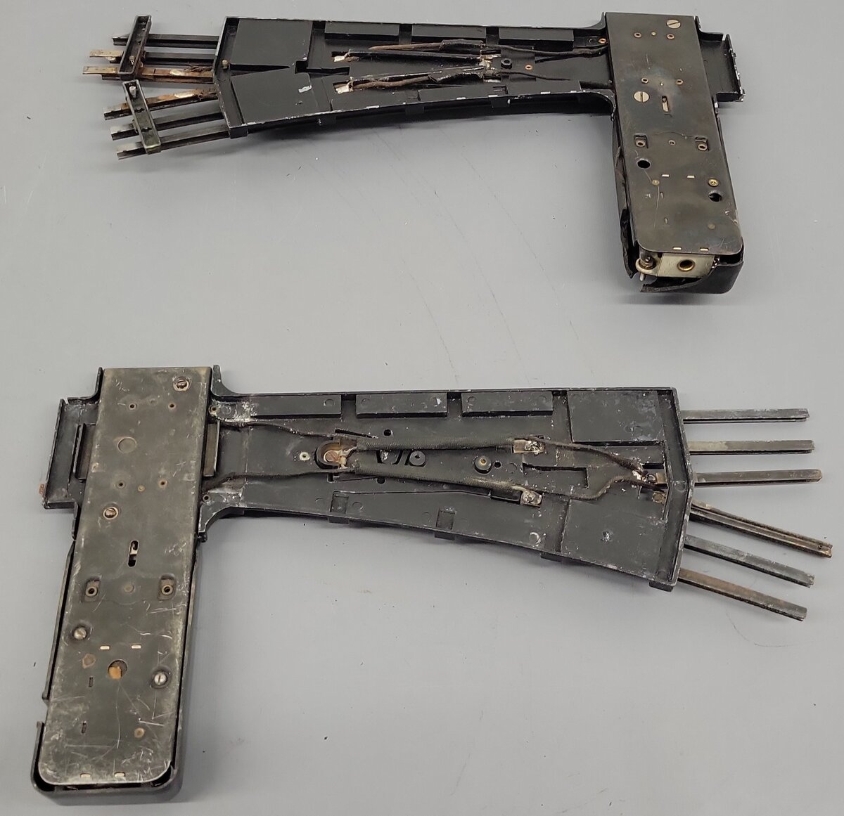 Lionel 731 Vintage O Prewar O72 T-Rail Remote Switch Pair