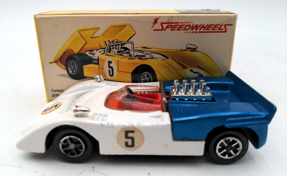 Dinky 223 Mclaren M8A Can AM VG/Box