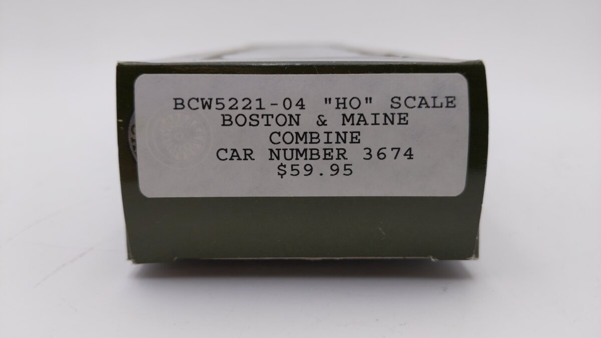 The Bethlehem Car Works 55221-04 HO Boston & Maine Combine Passenger Car #3674 EX/Box