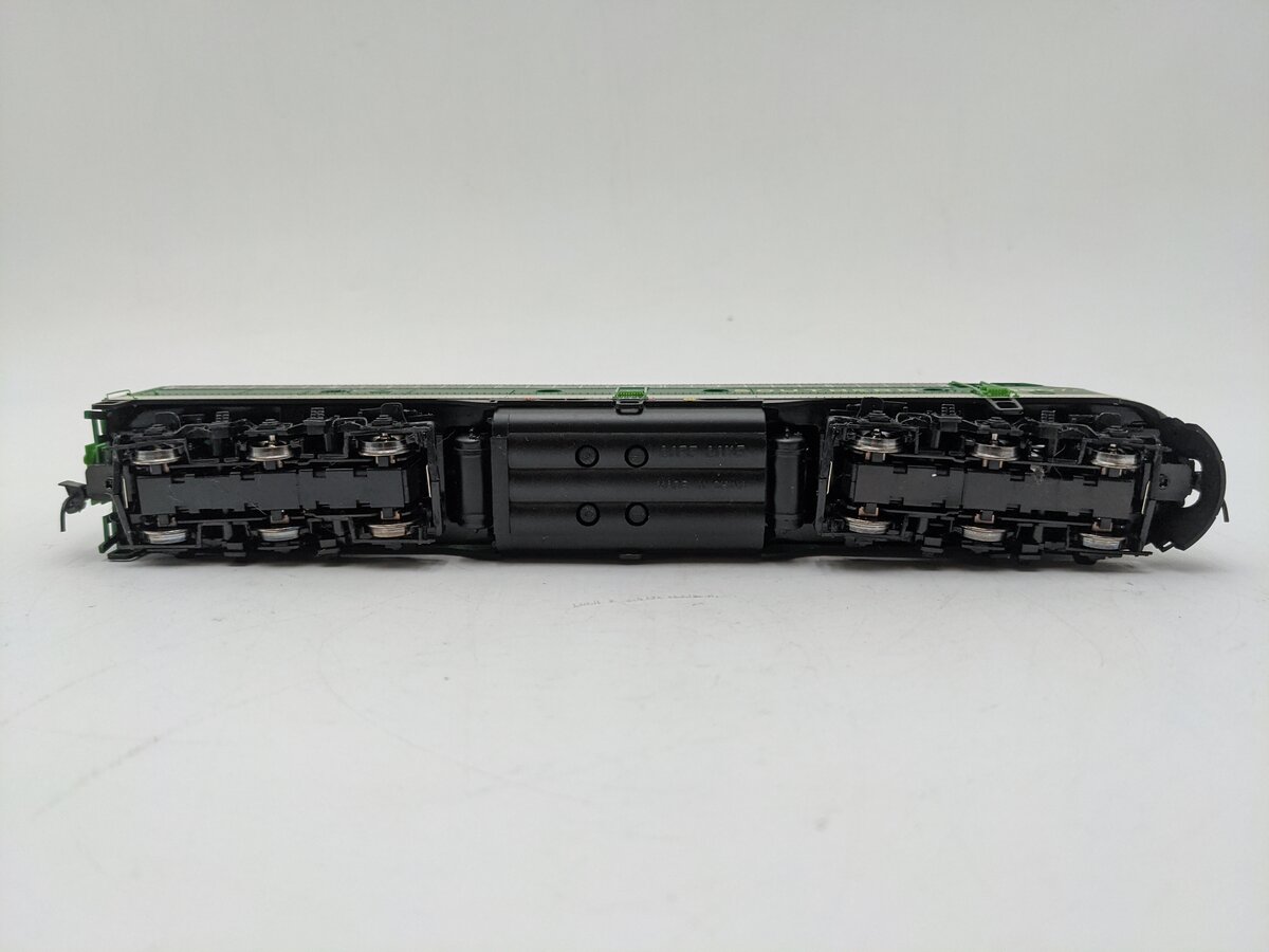 Proto 2000 30821 HO Scale Southern E8A Diesel Locomotive #6907A EX/Box