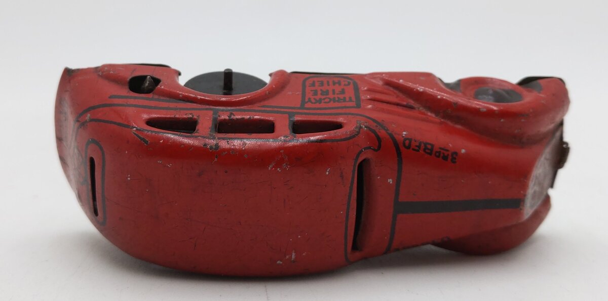 Marx 1930's Tin Plate Tricky Fire Chief Wind Up Car W/O Key VG