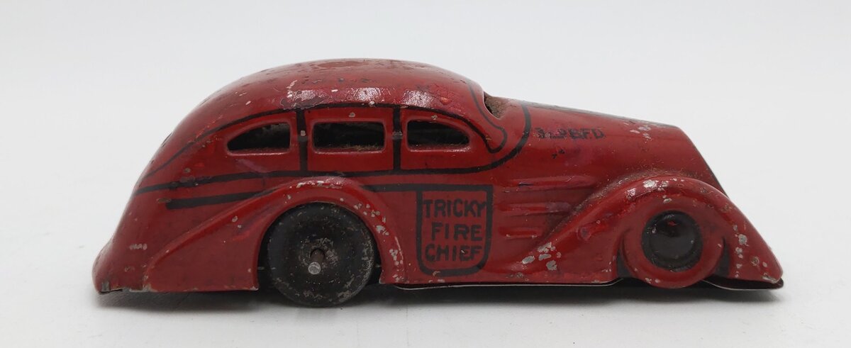 Marx 1930's Tin Plate Tricky Fire Chief Wind Up Car W/O Key VG