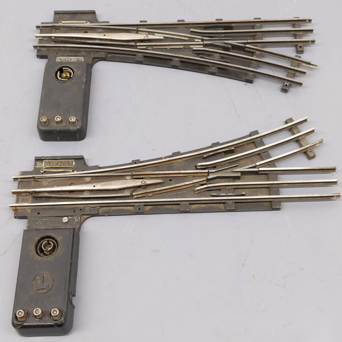 Lionel 731 Vintage O Prewar O72 T-Rail Remote Switch Pair VG