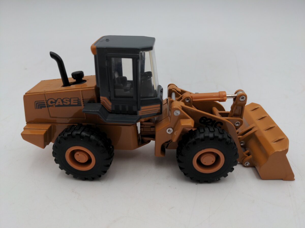 Ertl 621C 1:50 Scale Diecast Wheel Loader EX