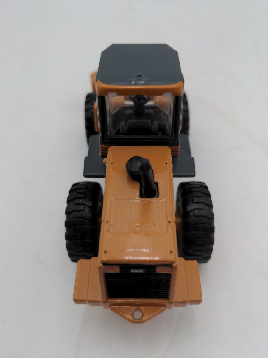 Ertl 621C 1:50 Scale Diecast Wheel Loader EX