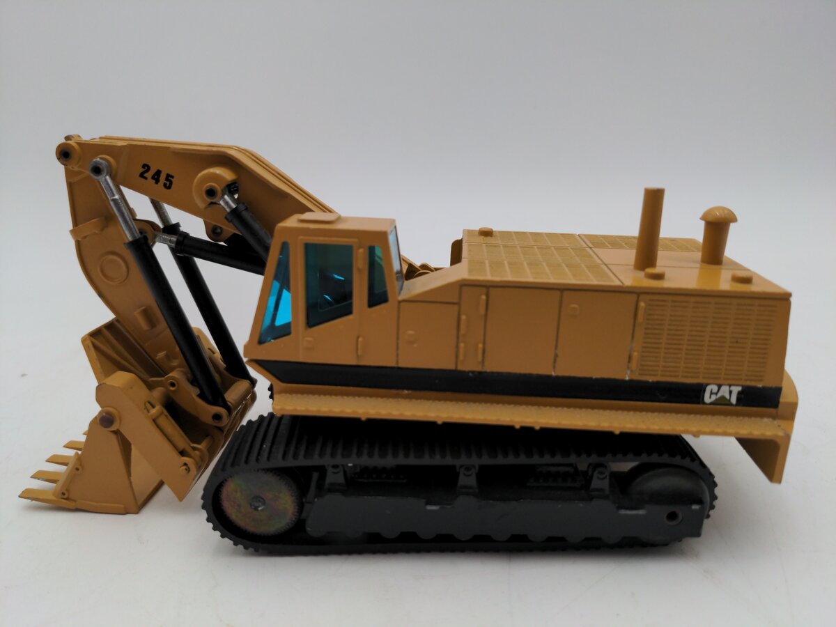 NZG 160-177 1:50 Scale Diecast 245 Excavator Forward Digger EX