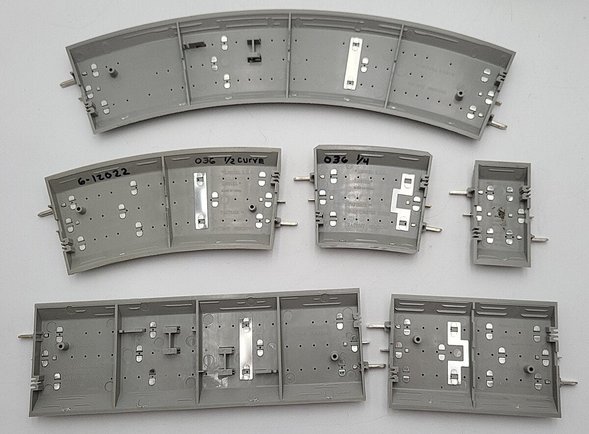 Lionel O FasTrack Sections: 612015, 612022, 612014, 612023, 612024, 612026 [25] EX
