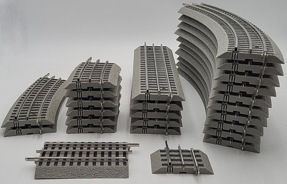 Lionel O FasTrack Sections: 612015, 612022, 612014, 612023, 612024, 612026 [25] EX