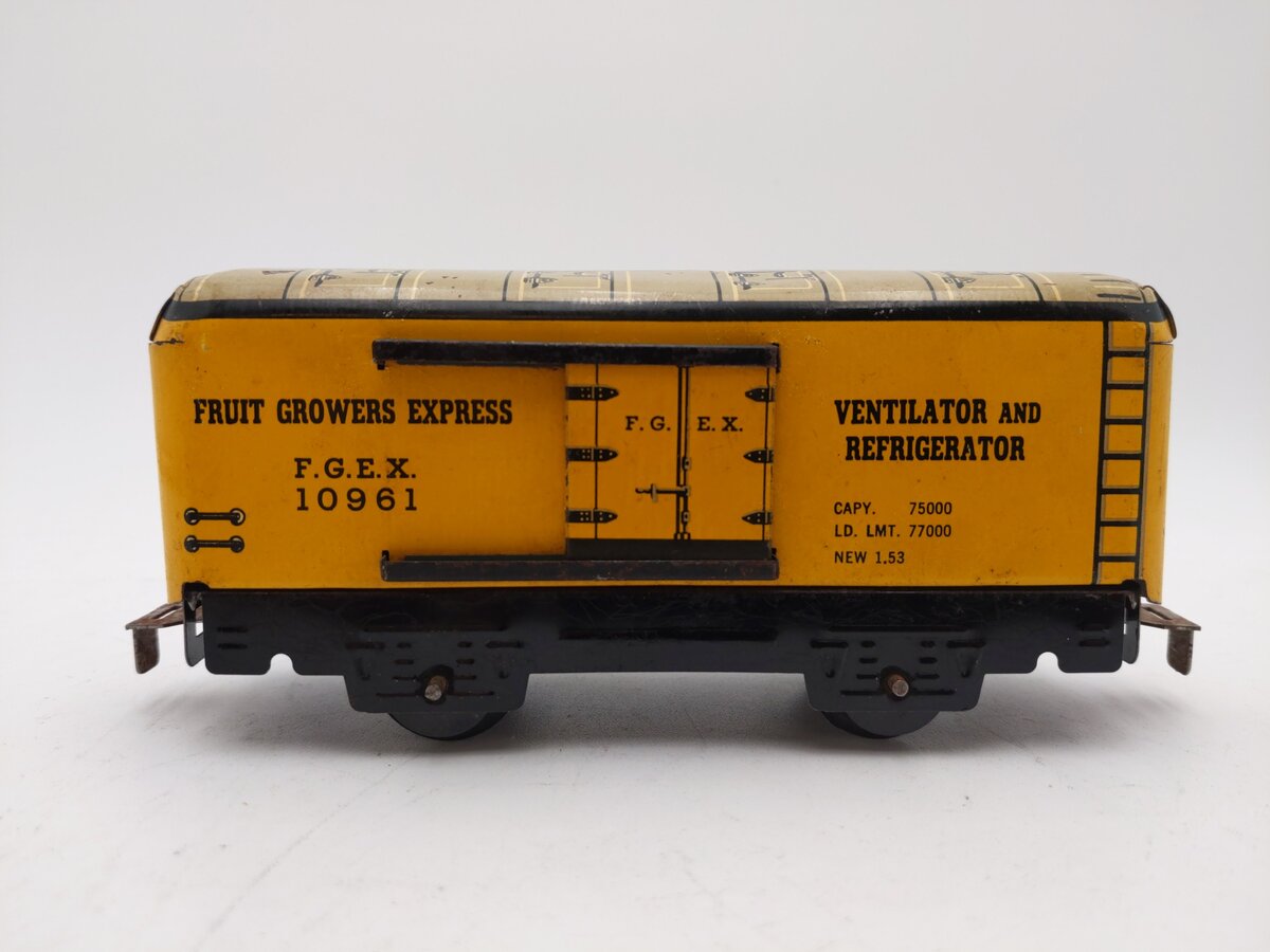 Marx 10961 O Gauge Vintage Tinplate Fruit Growers Express Boxcar VG