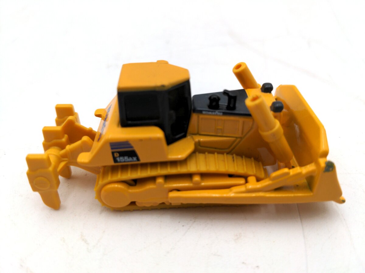 Tomy 56 1:109 Scale Komatsu Bulldozer D155AX VG