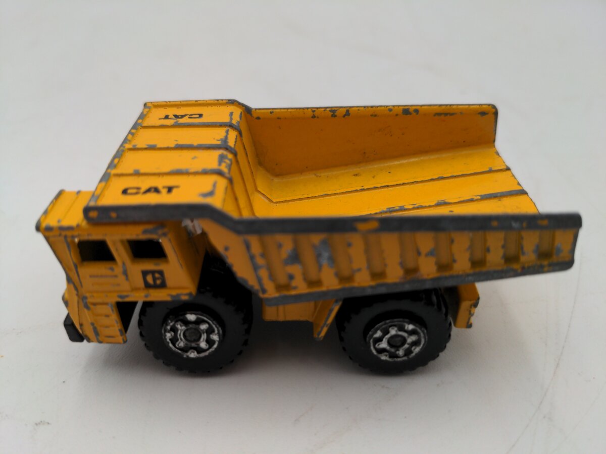 Matchbox 58 Cat Faun Diecast Dump Truck VG