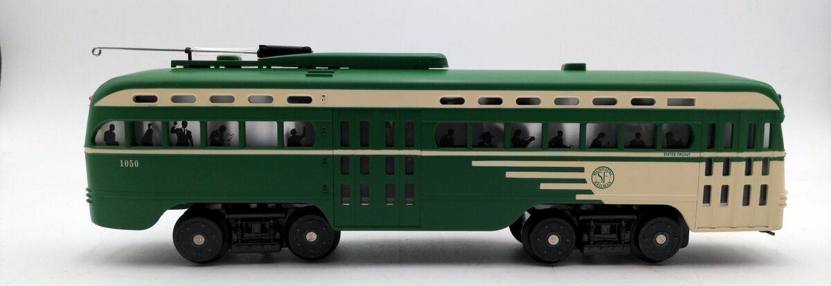 MTH 30-2504-1 O Gauge San Francisco PCC Street Car w/PS1 #1050 VG/Box