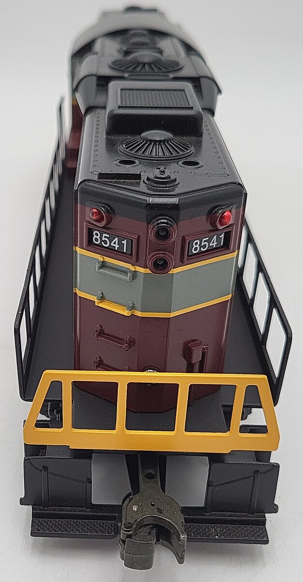 Williams GP-9-206D O Canadian Pacific GP-9 Dummy Diesel Locomotive #8541 EX