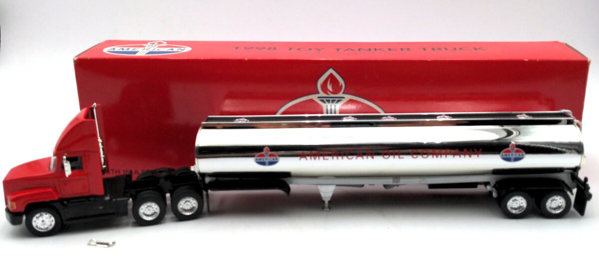 Corgi 1:24 Scale Diecast Amoco 1998 Toy Tanker Truck VG/Box