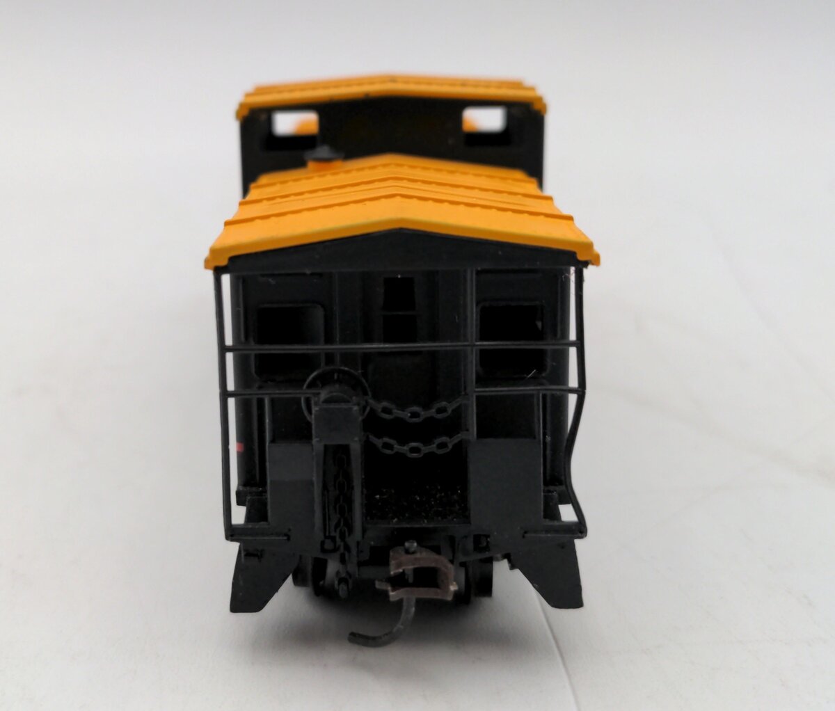 Norscot 55451 HO Gauge Diecast CAT Caboose VG