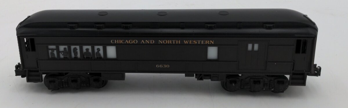 Lionel 6-16051 O Gauge Chicago & Northwestern Combination Passenger Car #6630 VG/Box