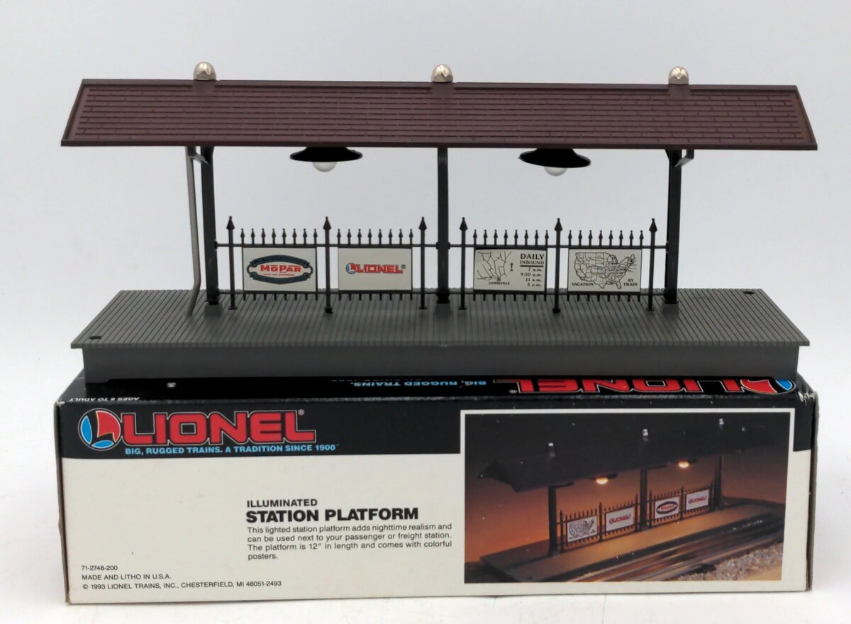 Lionel 6-12748 O/027 Illuminated Station Platform EX/Box