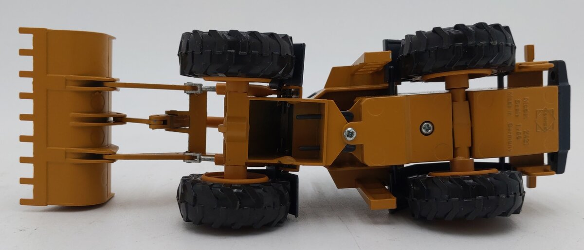 Conrad 2421 1:50 Furukawa 345 Wheel Loader EX/Box