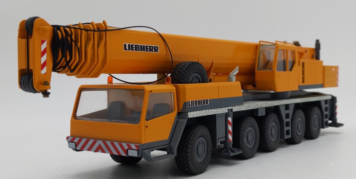 Liebherr 1:50 LTM 1160/2 Mobile Crane EX/Box