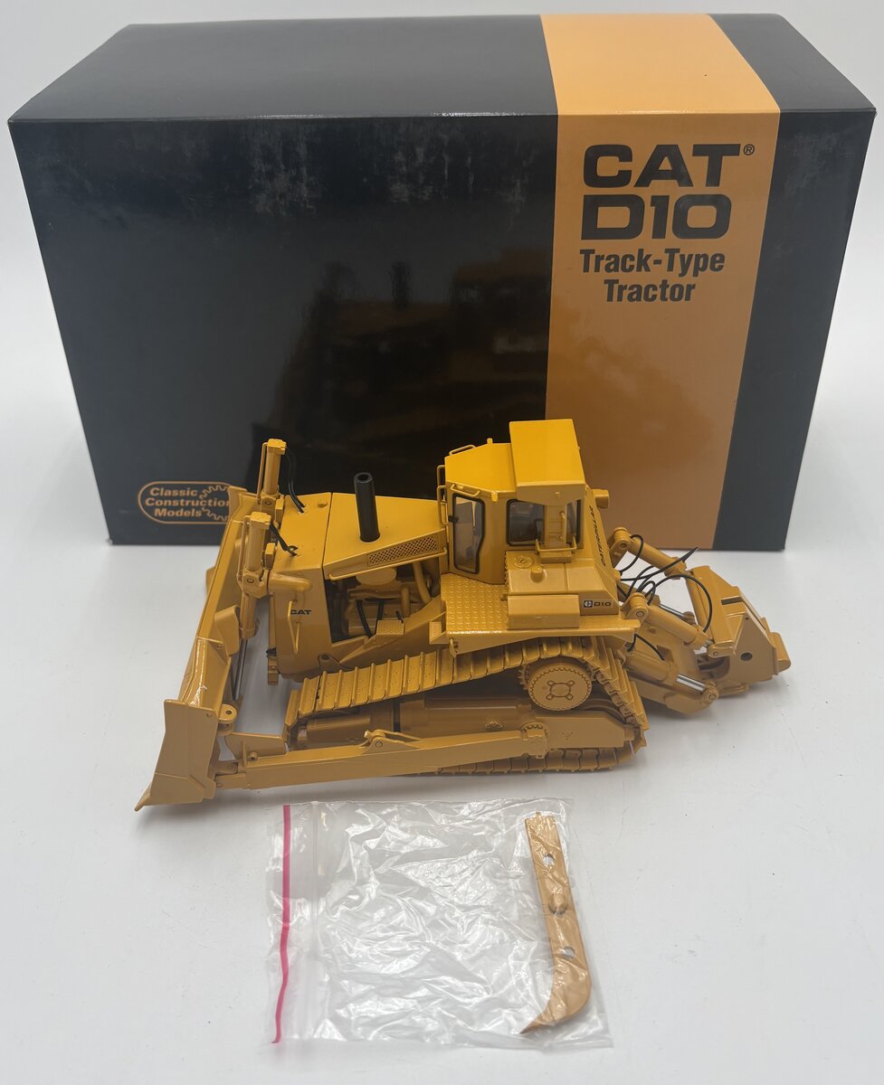 CCM 1:48 Scale Diecast Caterpillar D10 Track-Type Tractor EX/Box