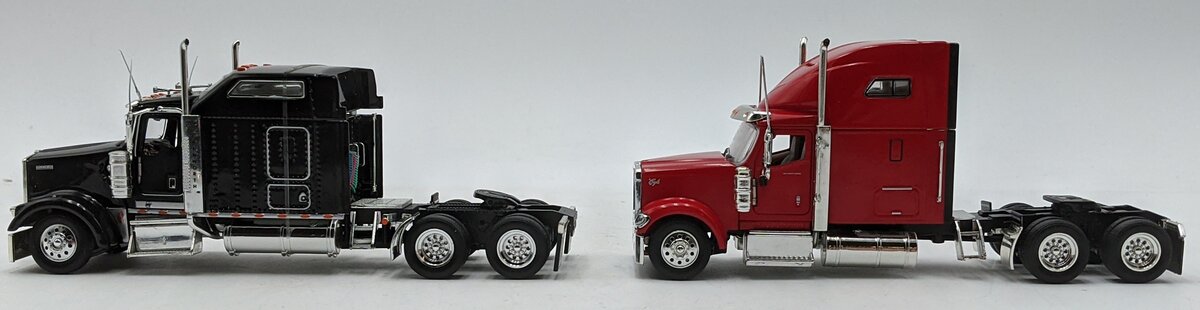 Trucks N' Stuff 734-100123 1:53 Diecast Assort #2 Kenworth W900L & Peterbilt 389 VG/Box