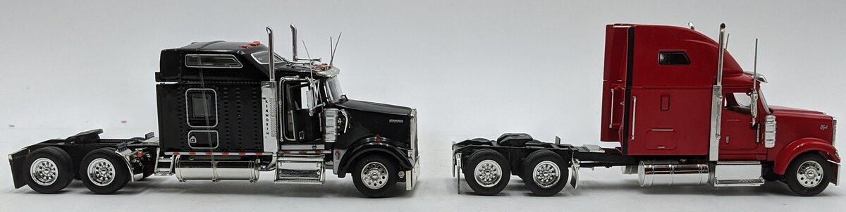 Trucks N' Stuff 734-100123 1:53 Diecast Assort #2 Kenworth W900L & Peterbilt 389 VG/Box