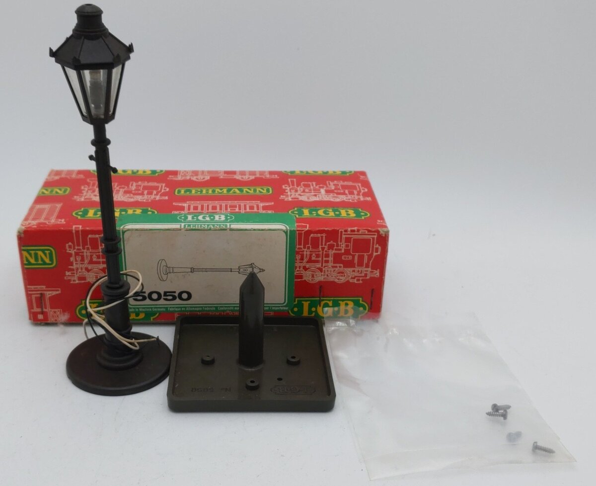 LGB 5050 G Scale Nostalgic Street Lantern Post 14 - 18 Volt EX/Box