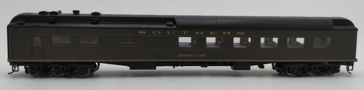 Walthers 932-10164 HO Scale Southern Heavyweight Diner Car LN/Box
