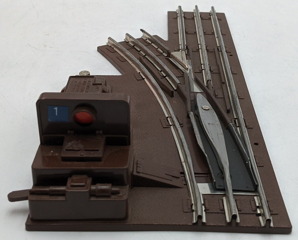 Lionel 6-65167 O27 42" Left Hand Remote Control Switch Turnout VG/Box