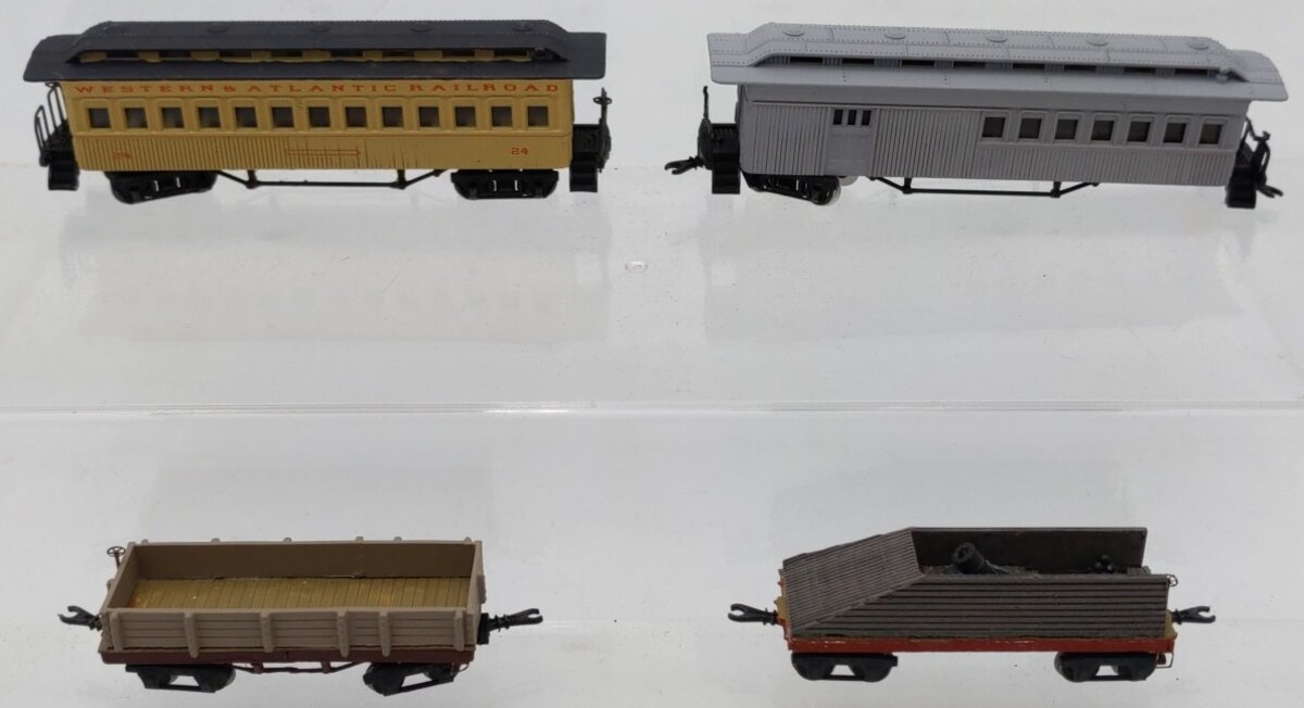 Micro-Trains N Scale Assorted Freight & Passenger Cars [4]