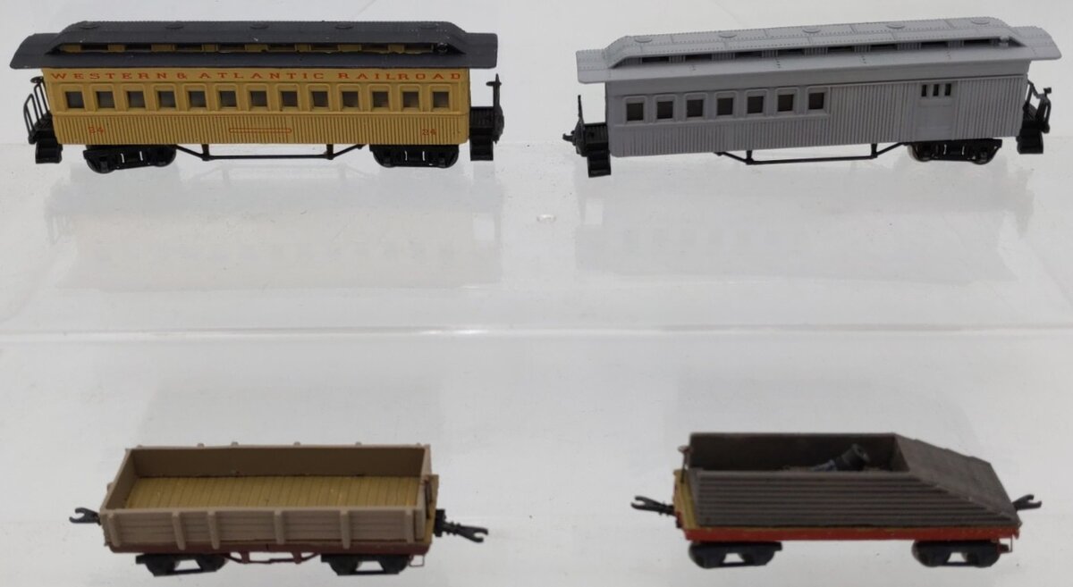 Micro-Trains N Scale Assorted Freight & Passenger Cars [4]