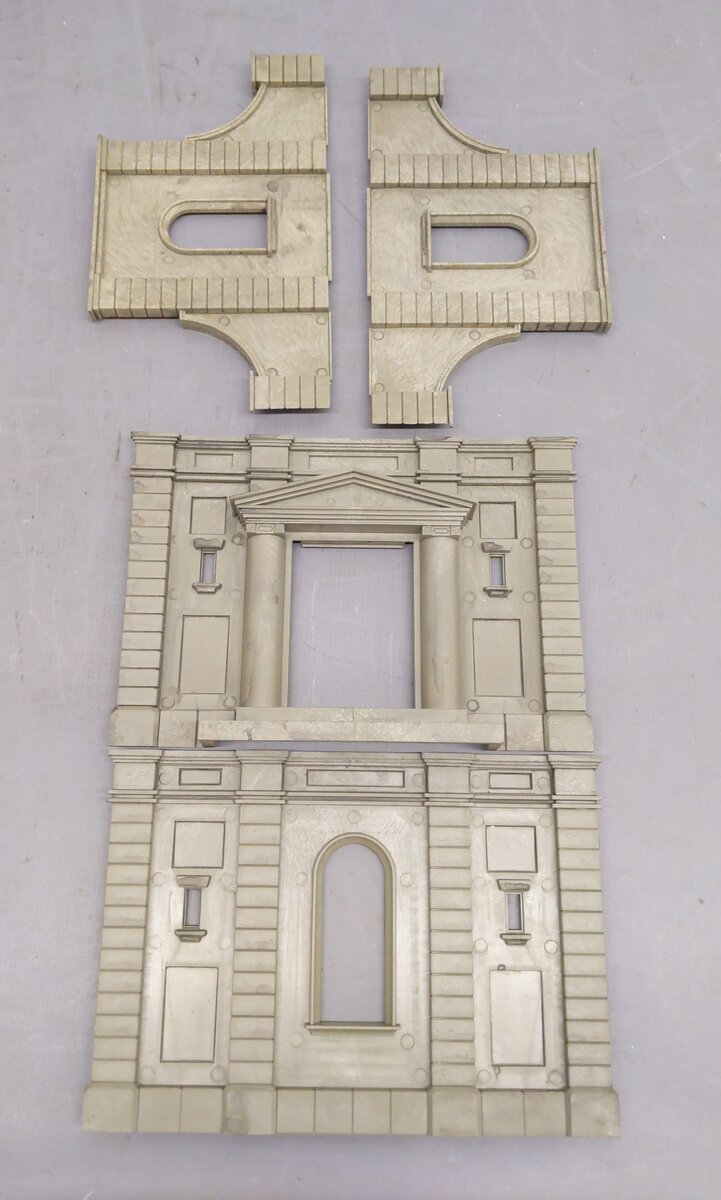 Pola 990 Church Building Kit VG/Box