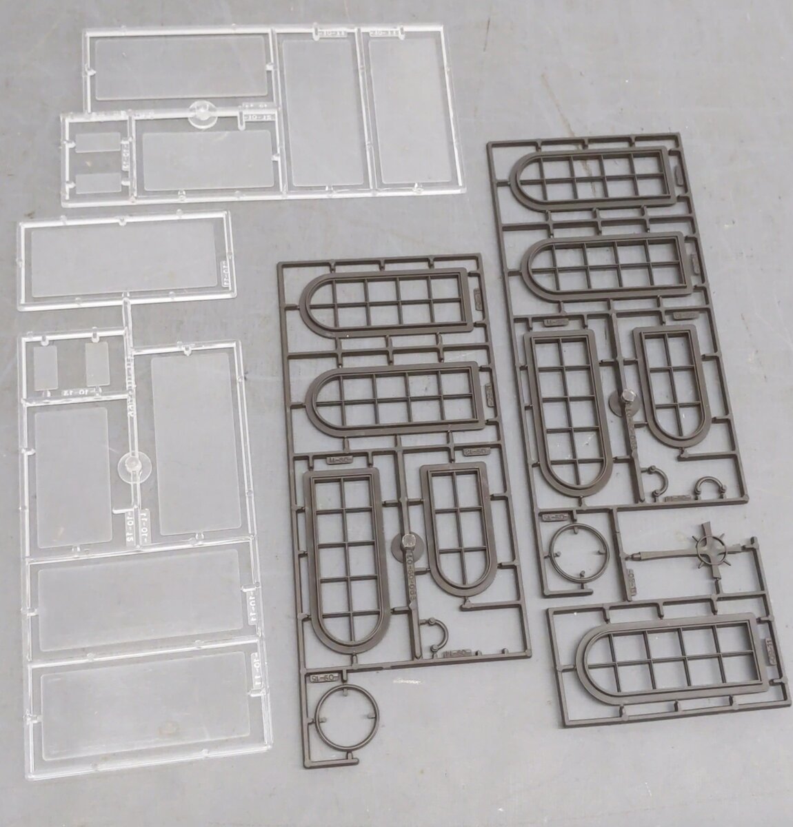Pola 990 Church Building Kit VG/Box