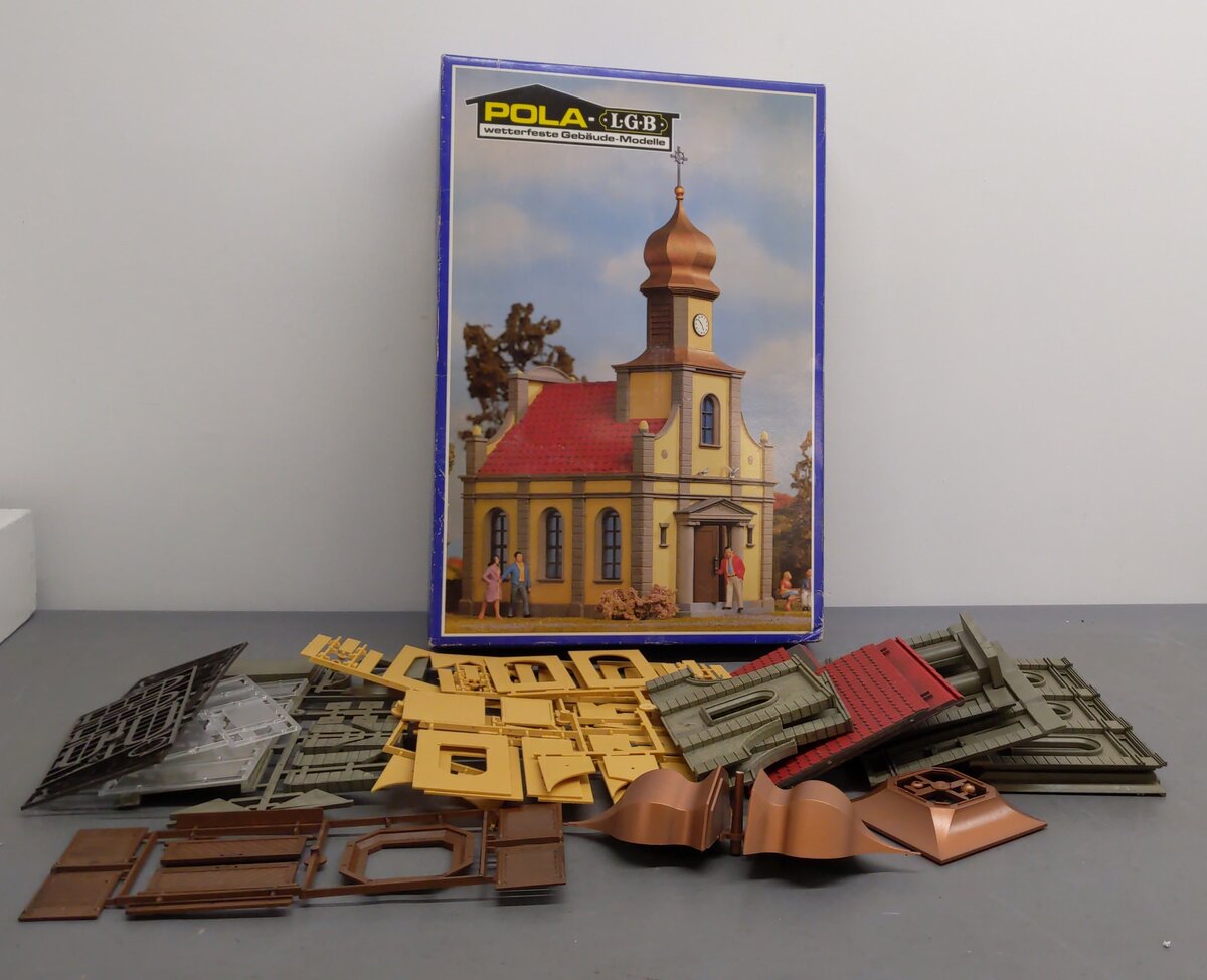 Pola 990 Church Building Kit VG/Box