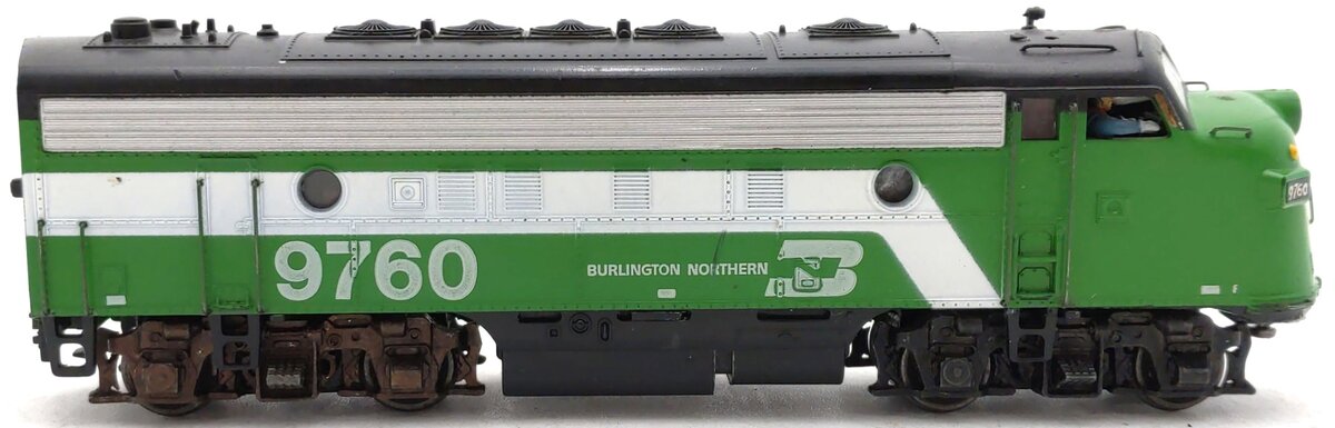 Athearn 3211 HO Scale Burlington Northern F-7A Powered Diesel Locomotive #9760 EX