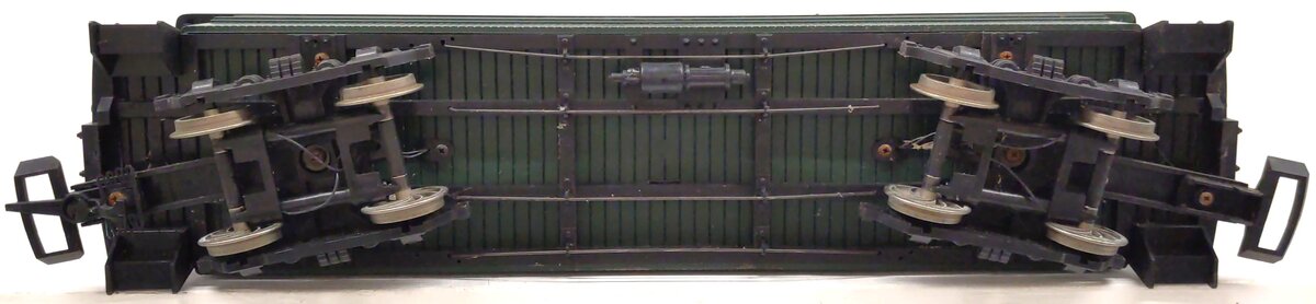 Hartland 06203 G Scale Long Com Coach - Undecorated (Green) VG/Box