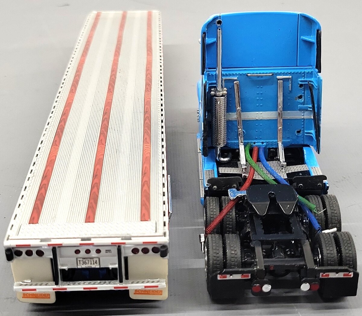 Sword Models 0939 1:50 ATS Freightliner Tractor & Flatbed w/Wood Load EX/Box